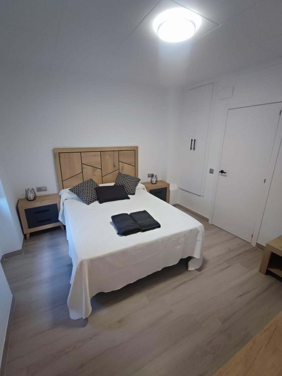 Апартаменти Casa Salvador, Escapada De Aventura Y Relax En Буньоль Екстер'єр фото